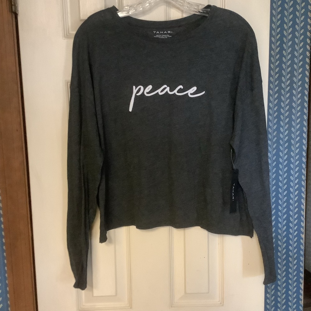 Tahari Top Long Sleeve Peace Large NEW